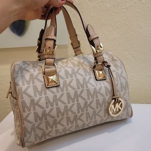 Michael Kors Grayson White-Beige handbag